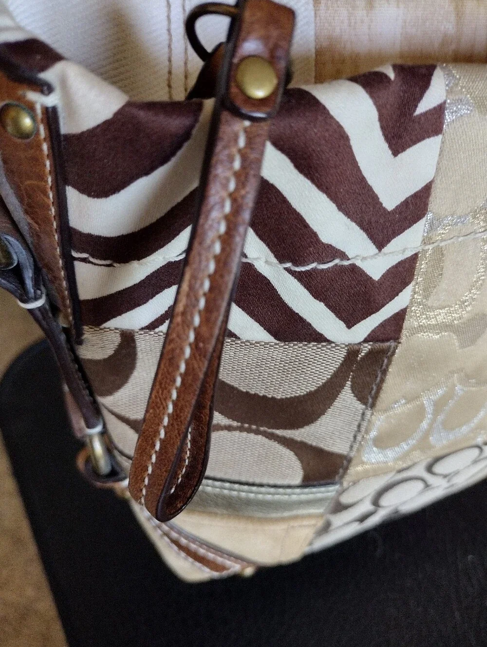 Vintage Coach Carly 10814 Tan, Gold Patchwork Hobo Shoulder Bag with Hangtag